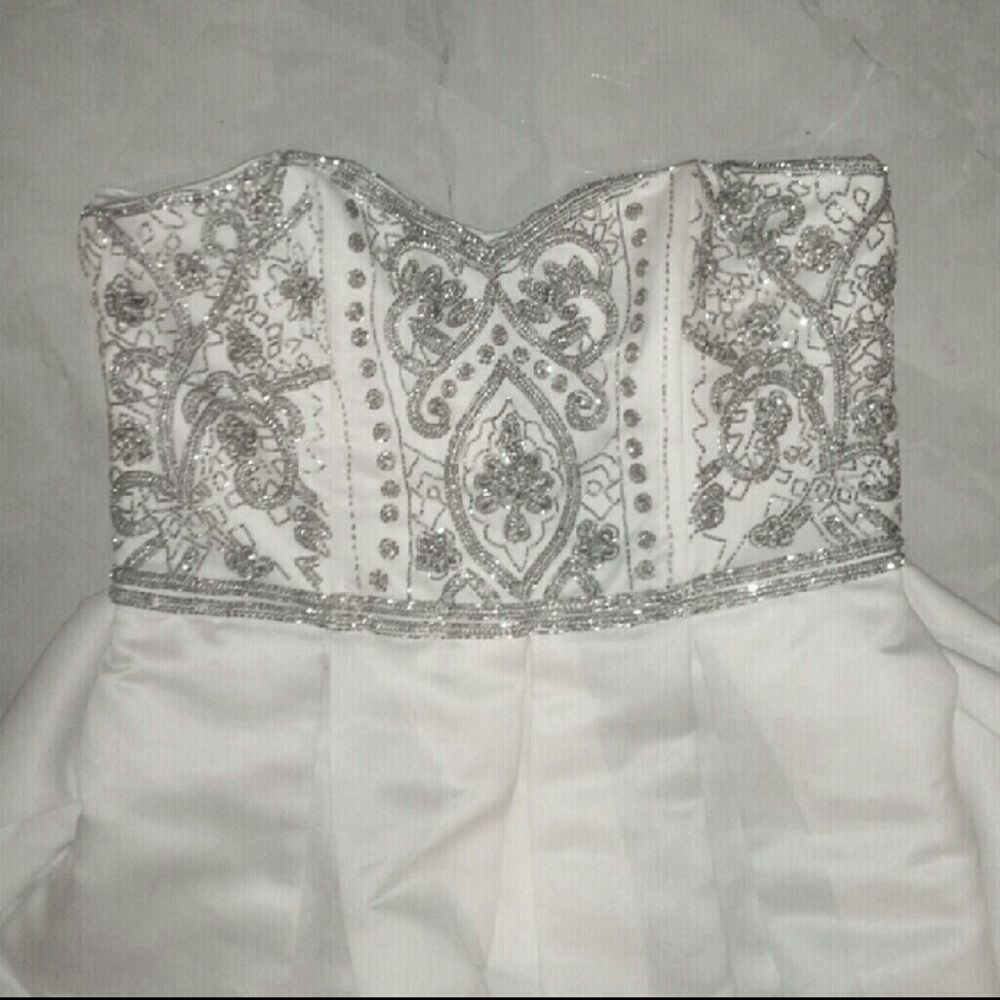 Parker Roxanne Beaded Gown New Dress